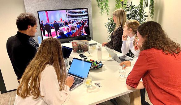 Emma en Laurens over hun stage bij het Public Affairs team van Considerati