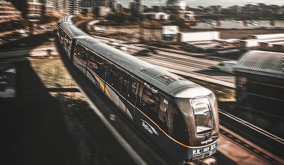 De digitale overheid: een lokale sprinter of hogesnelheidslijn in aanbouw? 